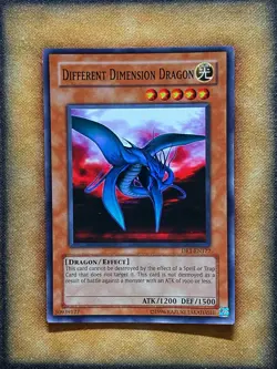 Yugioh Different Dimension Dragon DR1-EN177 Super Rare LP - Image 1