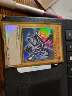 Red-Eyes Black Dragon MAGO-EN003 1st Edition MAXIMUM GOLD RARE Yu-Gi-Oh! - Image 2