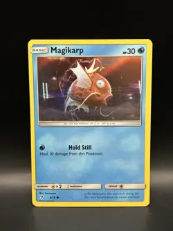 Magikarp 8/18 - Pokemon Detective Pikachu Card - NM - Image 1