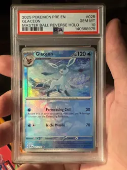2025 POKEMON PRE EN-PRISMATIC EVOLUTIONS MASTER BALL REVERSE HOLO GLACEON PSA 10 - Image 1
