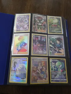 Pokemon Tcg binder Collection, only Holo/Reverse Holo Cards 225 Cards! - Image 1
