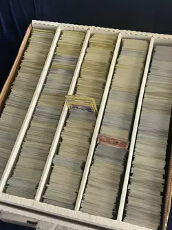 1000+ Bulk C/UC English Pokemon Card Lot SWSH + SV NO ENERGY - Image 1