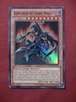 Sorcerer of Dark Magic DPYG-EN010 - Yugi - Unlimited - Image 1