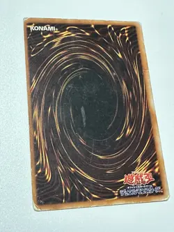 Dark Magician Girl Ultra Rare P4-01 Japanese Yugioh Card Foil - Image 2