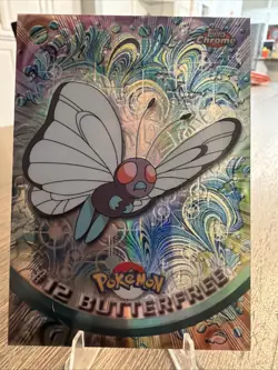 Butterfree 12 Pokemon Topps Chrome Spectra - Image 1