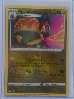 2021 Sword & Shield - Evolving Skies Appletun #121 Reverse Holo Rare Pokemon - Image 1