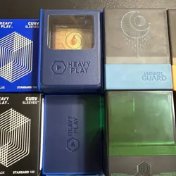 MTG Lot: 4x Ultimate Guard Deck Box, One 80 DS Heavy Box, 6 Curved Sleeves Inner - Image 5