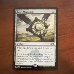 Wizards Pearl Medallion Rare Artifact Modern Horizons 3 Colorless - Image 1