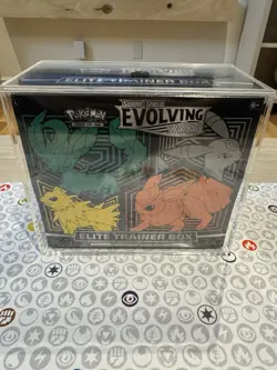 Pokemon TCG Sword & Shield Evolving Skies Elite Trainer Box - In Protective Case 820650808944 - Image 1