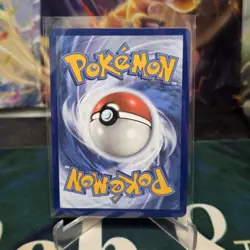 Pokemon Vivid Voltage Pikachu V 043/185 - Image 2