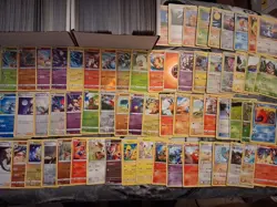 Pokemon TCG 850 Bulk Card Lot - Vintage, C/UC, Rare, Holos, etc 1999-2024 -lot5 - Image 1