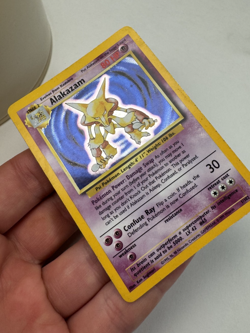 Alakazam #1 - Pokemon Base Set - Image 1