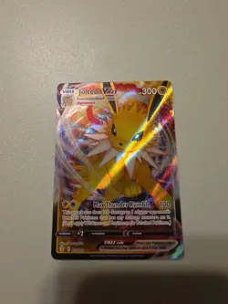 Pokemon TCG Jolteon VMAX Full Art Ultra Rare Holo Card Evolving Skies 051/203 - Image 1
