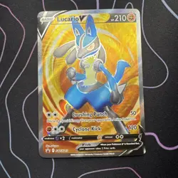 Pokemon TCG Lucario v SWSH213 Black Star Promo Sword & Shield Card NM - Image 1