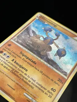 Spanish Hitmontop 5/123 (Cosmo Holo) - Pokemon HeartGold SoulSilver Card - HP - Image 3