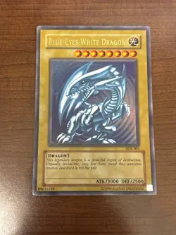 BLUE-EYES WHITE DRAGON 2002 YU-GI-OH! STARTER DECK KAIBA #SKD-001 - Image 1