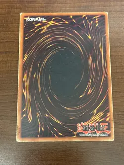 BLUE-EYES WHITE DRAGON 2002 YU-GI-OH! STARTER DECK KAIBA #SKD-001 - Image 2