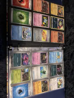 Pokemon Card Collection Set Over 500 Cards - Image 5