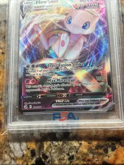 2021 POKEMON SWORD & SHIELD FUSION STRIKE #114 FULL ART/MEW VMAX PSA 10 GEM MINT - Image 3