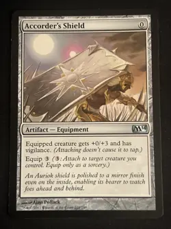 1x Accorder's Shield (204) Core Set 2014 M14 LP MTG Magic the Gathering x1 MKE - Image 1