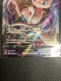 Pokemon TCG Mew VMAX 114/264 Swsh08: Fusion Strike Holo Ultra Rare - Image 3