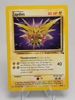 1999 Vintage Pokemon Zapdos Fossil Card #30/62 Non-Holo Rare Near Mint Condition - Image 1