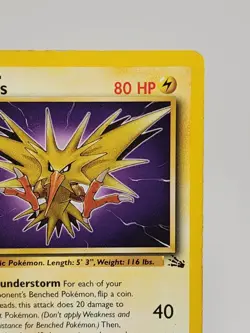 1999 Vintage Pokemon Zapdos Fossil Card #30/62 Non-Holo Rare Near Mint Condition - Image 3