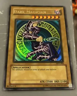 Yu-Gi-Oh Dark Magician Holo Ultra Rare Starter Deck Yugi Unlimited SDY-006 - Image 1