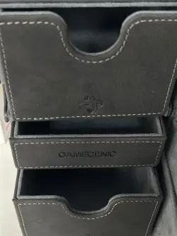 Gamegenic Stronghold 200+ Convertible Deck Box Black - Image 4