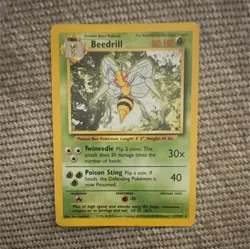 1999 Pokemon TCG Beedrill Base Set 17/102 80 HP Regular Rare Card - Image 1