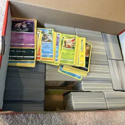 300 CARD POKEMON TCG BULK + EX/V/FULL ART + HOLO/REVERSE HOLOS! - Image 3