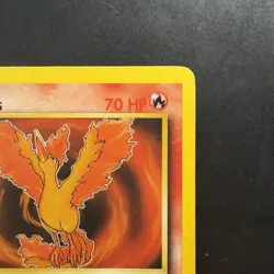 Pokemon TCG Vintage Non Holo Rare Fossil Moltres WotC 1999 - Image 3