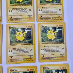 9 Pikachu 60/64 Jungle Set Unlimited Edition Common Pokemon Card 1999 WOTC LP/NM - Image 4
