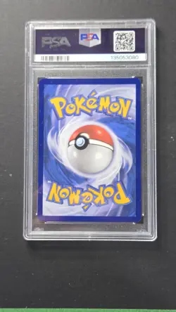 PSA 10 Mew Vmax 114/264 Fusion Strike Ultra Rare Pokemon 2021 - Image 2