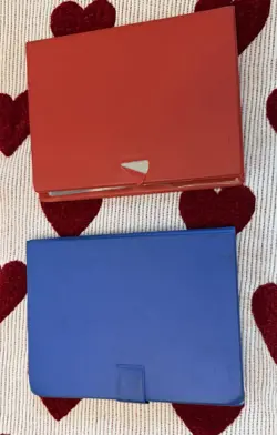 Vintage 1999 Pokemon Charmander Blue/Red Pikachu 4 Pocket 28 Page Binder - Image 2