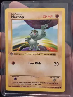 Machop 1st Edition Shadowless 1999 Base Set Pokemon Card 52/102 NM LP - Image 1