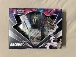 Pokemon Arceus V Figure Collection Box w/Arceus Promo and Cosmic Eclipse Pack 820650850165 - Image 1