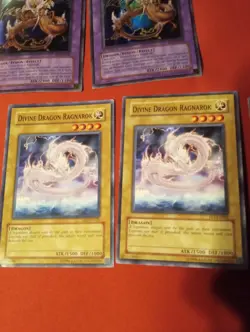 x2. Yugioh King Dragun FET-EN036 Super (LP) & x5 Divine Dragon Ragnarok Commons - Image 5