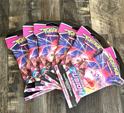 Pokemon TCG: Sword & Shield-Fusion Strike Sleeved Booster Pack (10 Cards) 6pks ✅ - Image 1