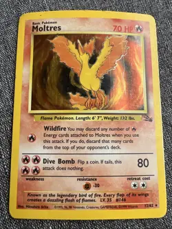 1999 Pokemon TCG Moltres 12/62 Fossil Holo Rare - Image 1