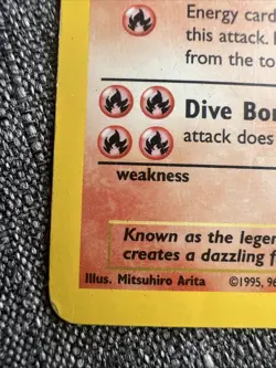 1999 Pokemon TCG Moltres 12/62 Fossil Holo Rare - Image 2