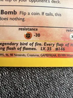 1999 Pokemon TCG Moltres 12/62 Fossil Holo Rare - Image 3