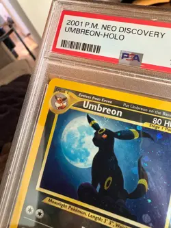 PSA 8 Umbreon Neo Discovery Holo Rare *SWIRL* Pokemon 2001 13/75 Unlimited - Image 4