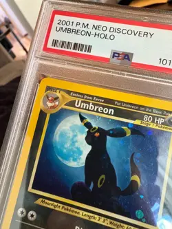 PSA 8 Umbreon Neo Discovery Holo Rare *SWIRL* Pokemon 2001 13/75 Unlimited - Image 5