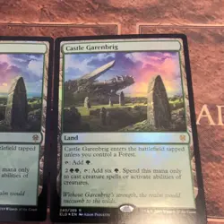 1x Castle Garenbrig Mtg Throne of Eldraine Foil NM - Image 3