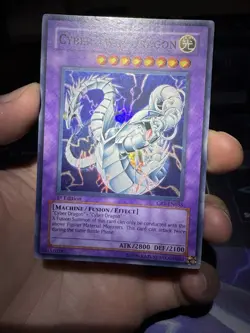 Cyber Twin Dragon - CRV-EN035 - Super Rare - 1st Edition - VLP - Image 1