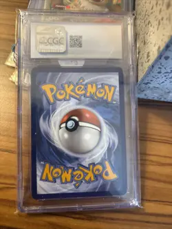 2025 POKEMON PRE EN-PRISMATIC EVOLUTIONS #028 PIKACHU EX PSA 8 - Image 2