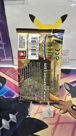 Pokemon Unbroken Bonds Booster Pack - Charizard Artwork Sun & Moon New & Sealed - Image 2