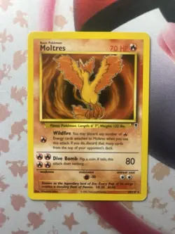 Moltres (30/110) Non Holo Rare Legendary Collection Pokemon Near mint - LP - Image 2