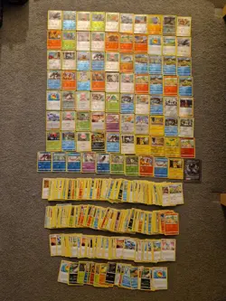 Pokemon Go Pokemon Card Bundle x 740 Holo, Common, Uncommon Trainer - Image 1